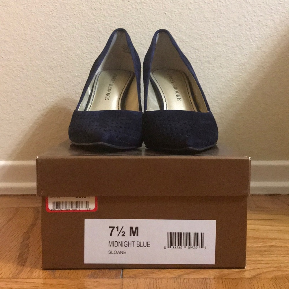 Audrey Brooke Sloane heels (suede)